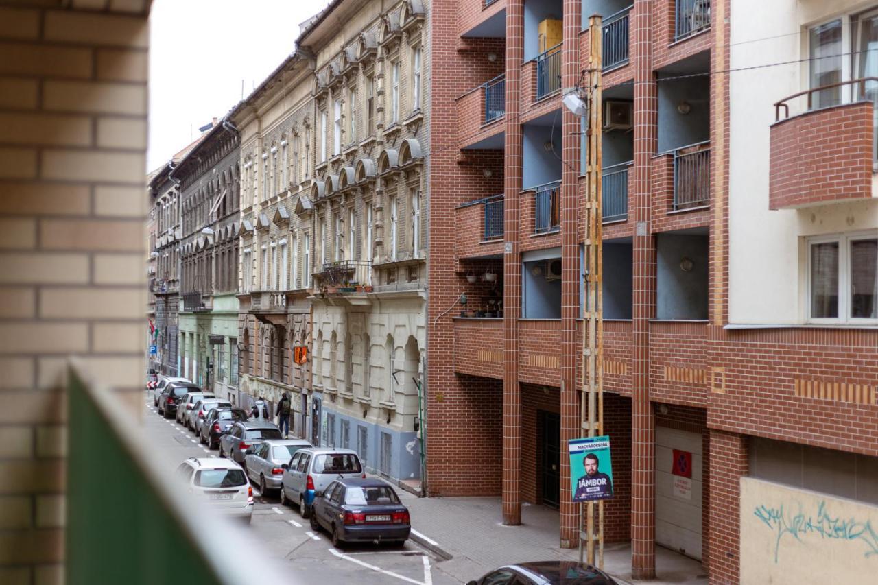 Modern Newly-Built Home By The New York Cafe Budapest Exterior photo