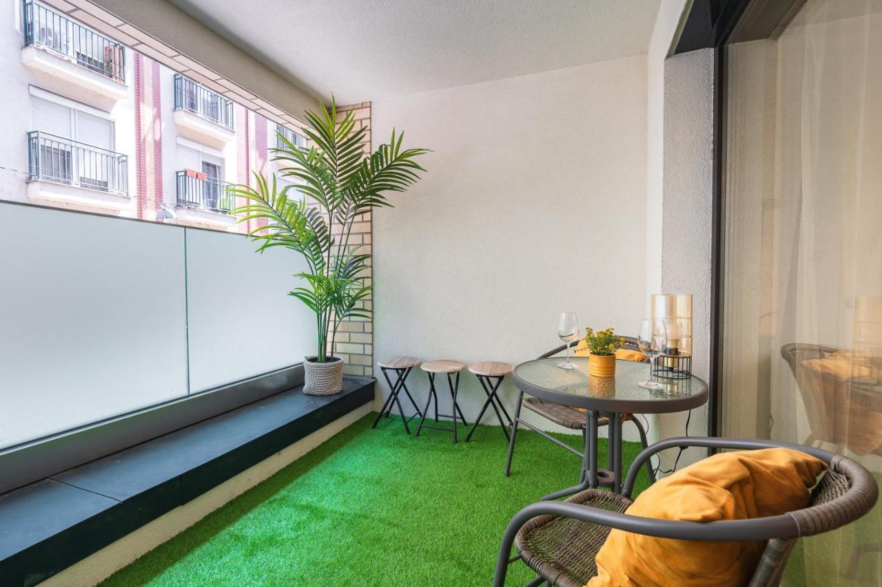 Modern Newly-Built Home By The New York Cafe Budapest Exterior photo